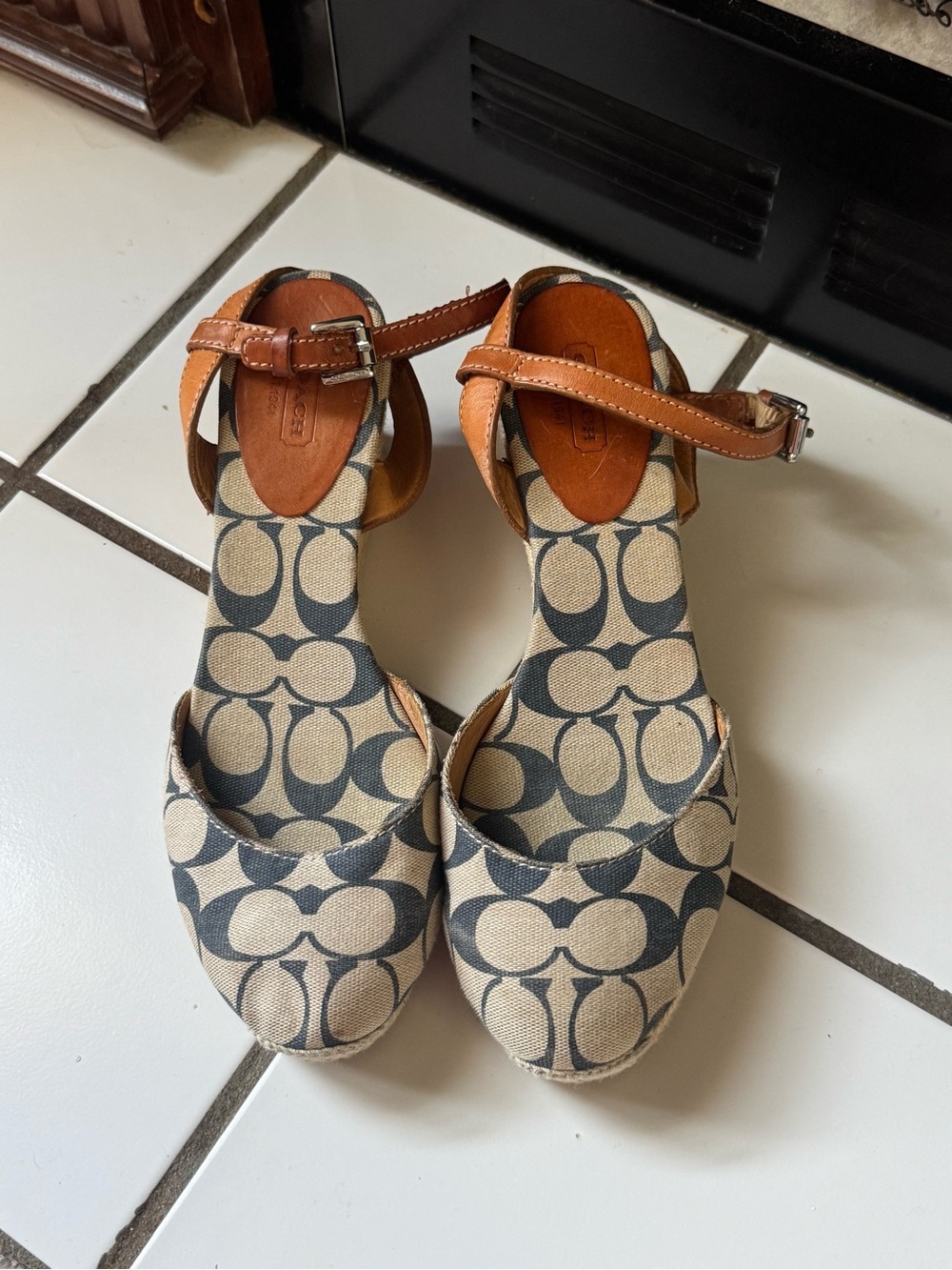 Vintage Y2K Coach Signature Monogram
Espadrille Wedges